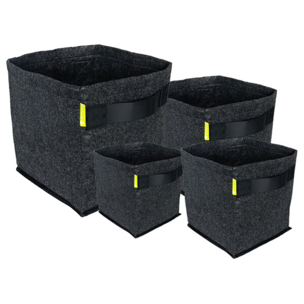 Vaso de feltro quadrado de 15 litros com alças reforçadas da Garden Highpro Propot, ideal para promover um excelente desenvolvimento radicular e facilitar o transporte no cultivo indoor.