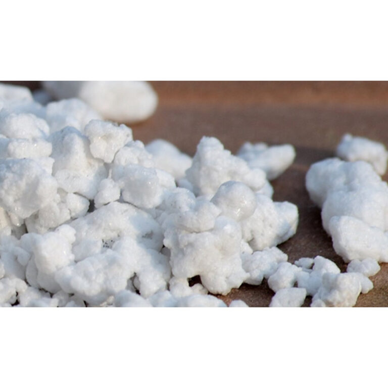 Perlita Expandida Favorita 50L, ideal para aeração do solo e equilíbrio da umidade.