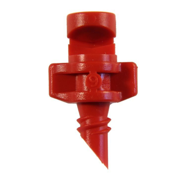 Microaspersor Irritec 180º - 1,9 mm instalado em jardim com cobertura lateral