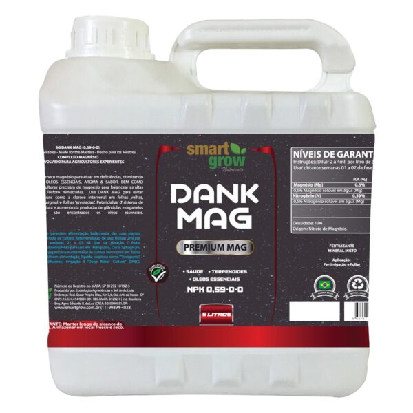 Dank Mag Smart Grow 5L, fonte premium de Magnésio enriquecida com oligoelementos, para corrigir deficiências, otimizar a produção de óleos essenciais, aroma e sabor em plantas cultivadas em diversos meios.