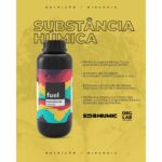 Embalagem de 250ml de Fuel Organo Lab, mostrando o fertilizante líquido de cor escura e elementos que remetem à vitalidade do solo e das plantas.