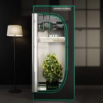 Kit de ventilação completo Mars Hydro de 4 polegadas, mostrando o exaustor, o filtro de carvão e os dutos flexíveis em PVC.