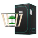Painel de LED Mars Hydro FC-E3000, um painel de cultivo indoor com múltiplos LEDs e design em barra, ideal para iniciantes e tendas de 100x100cm.