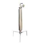 Extrator de coluna pressurizada em aço inox 304, capacidade 600g, com camisa externa dewax e conexões Tri-Clamp da marca Fresh Resin.