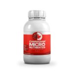 Frasco do fertilizante mineral misto fluido Cannadian Micro Parte C com rótulo escuro destacando a marca Cannadian Green Lab.